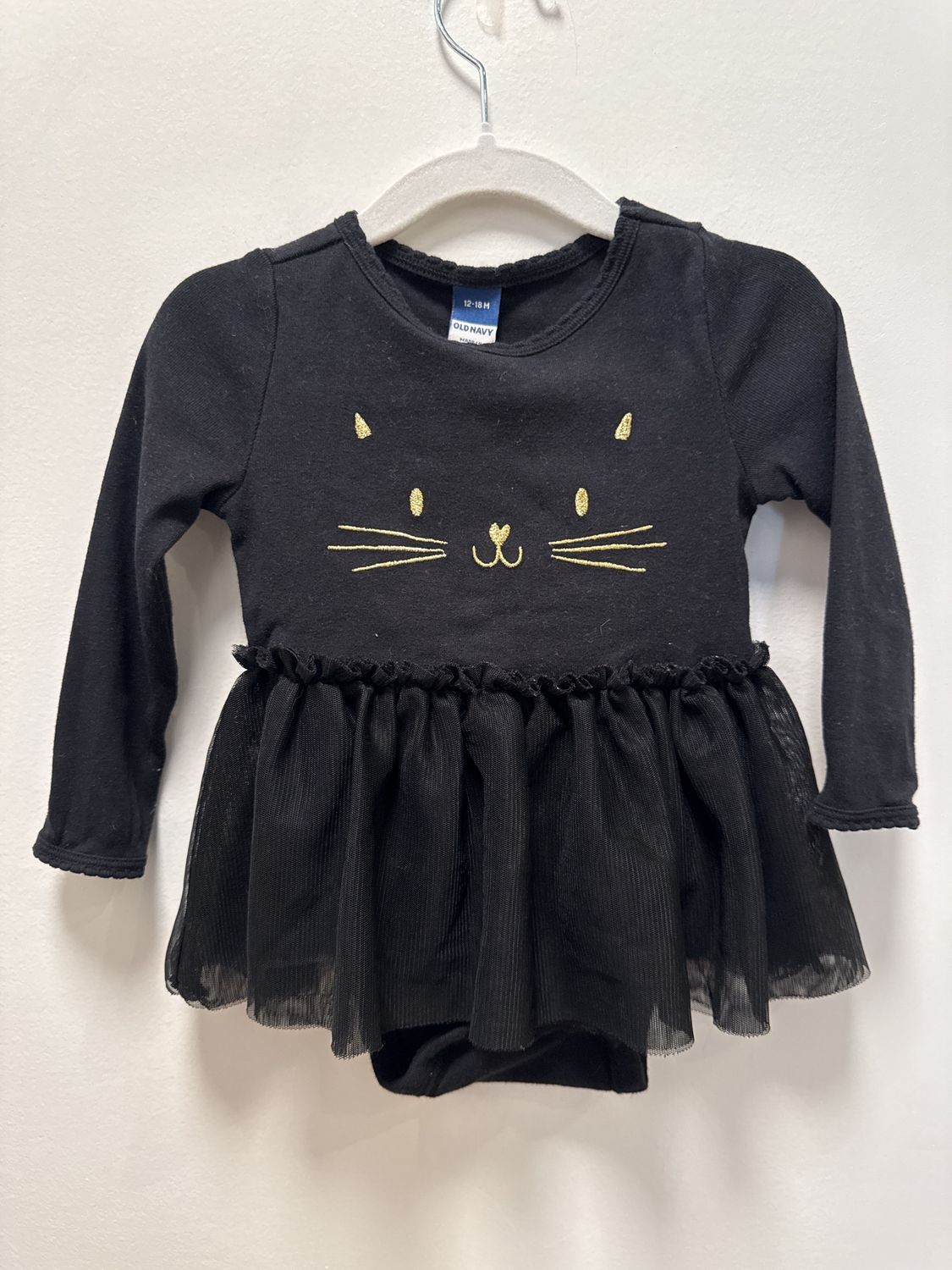 Used - Old Navy - Long Sleeve Onesie - 12-18M - PWE2027