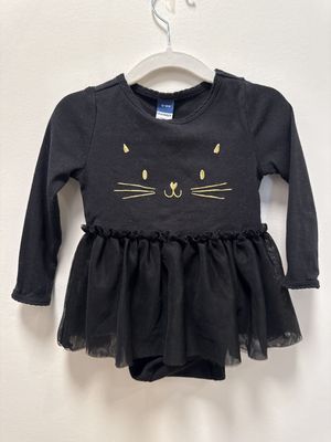 Used - Old Navy - Long Sleeve Onesie - 12-18M - PWE2027