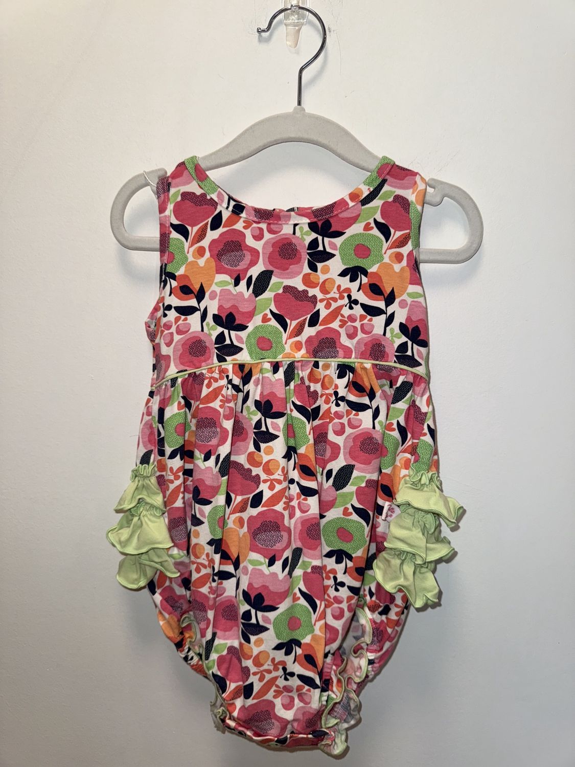 Used - RuffleButts - Sleeveless Onesie - 12-18M - PWE2357