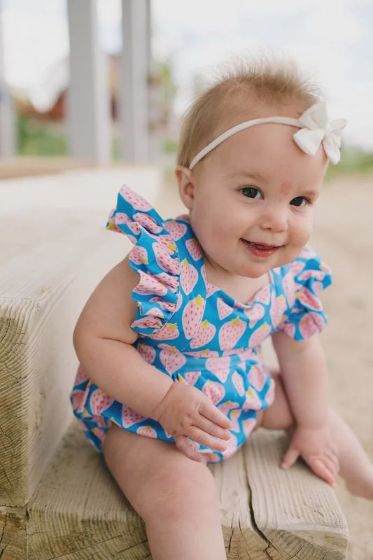 Emmy Bubble Romper in Strawberry