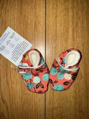 Used - Waku Waku Baby - Slip-On - 0-3M - PWE2832