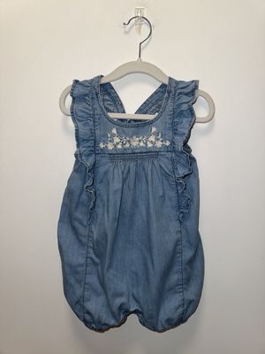 Used - Gap - Sleeveless Onesie - 12-18M - PWE2879