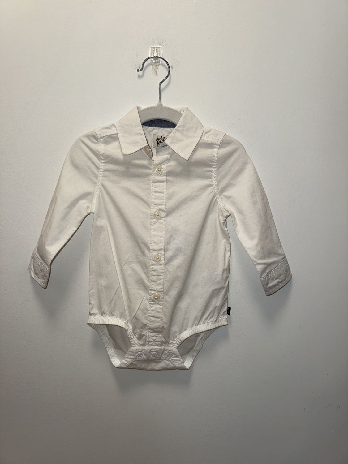 Used - Oshkosh B&#39;Gosh - Long Sleeve Onesie - 12M - PWE2652