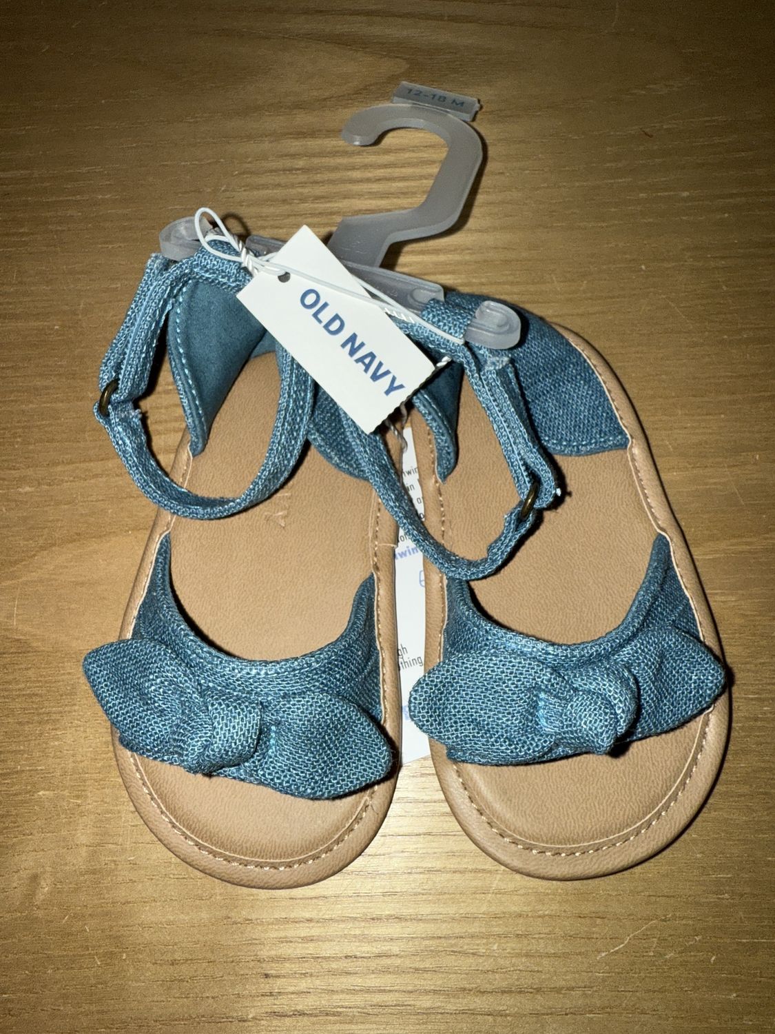 New with Tags - Old Navy - Sandals - 12-18M - PWE3225