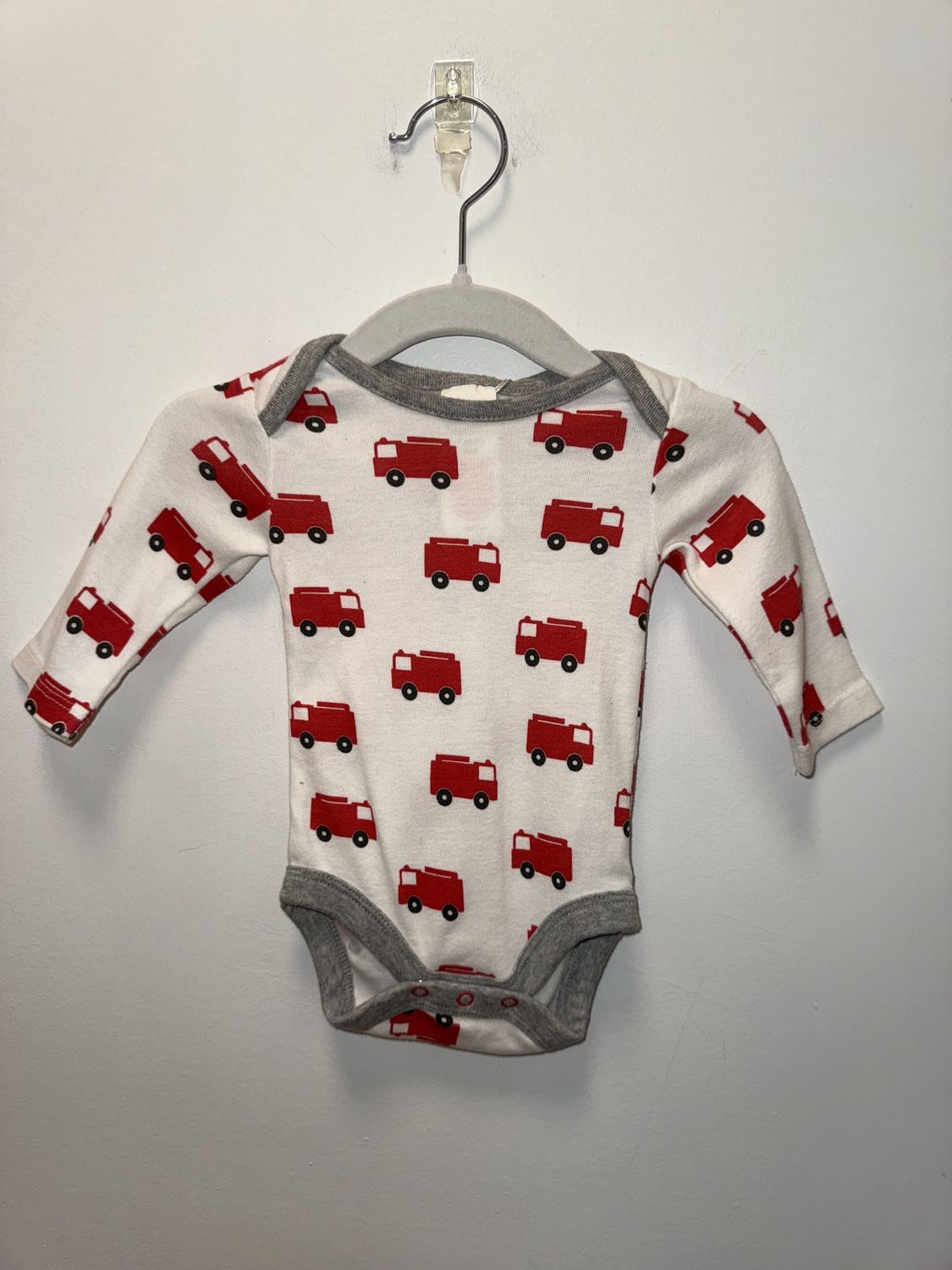 Used - Baby Boden - Long Sleeve Onesie - NB - PWE3437