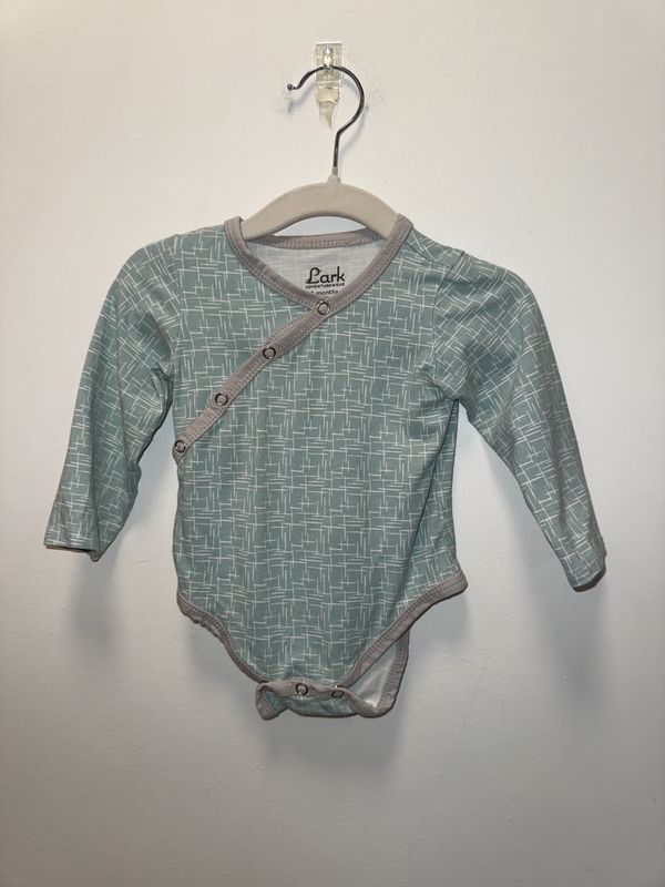 Used - Lark Adventurewear - Long Sleeve Onesie - 6M - PWE3687