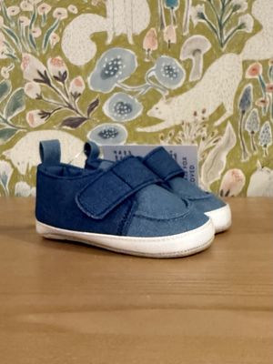 Used - Oshkosh B&#39;Gosh - Sneakers - 3-6M - PWE3970