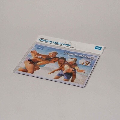 Magnetic picture frame for 5x7 inch photos.