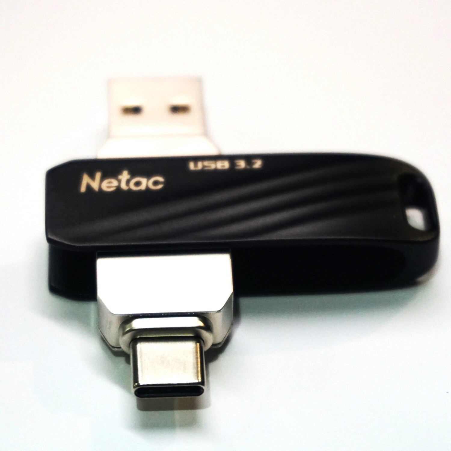 NETAC 128 GB USB A / C Combination Drive
