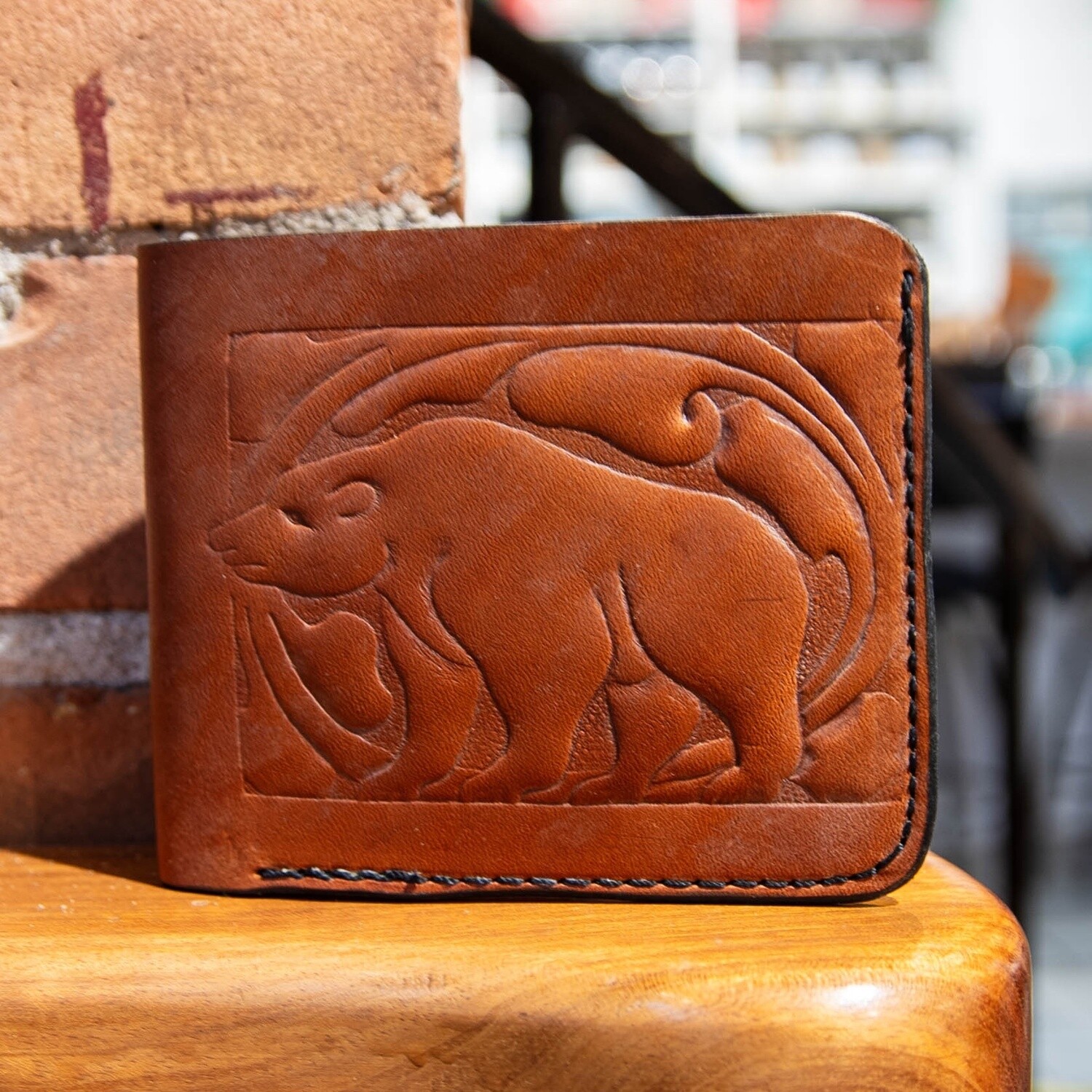 Uncle Joe&#39;s Leather Bi-Fold Wallet (Bear)