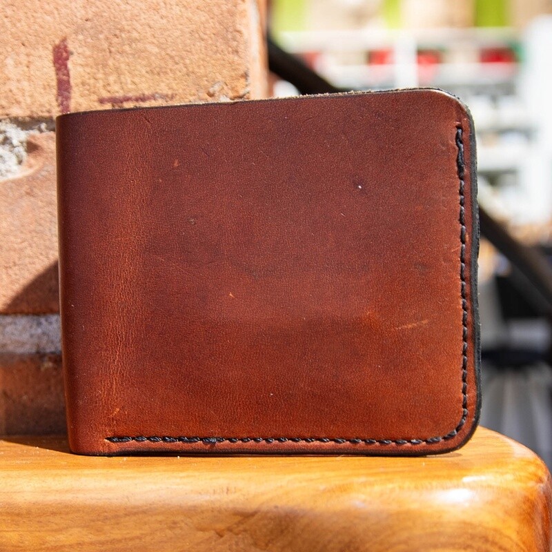 Uncle Joe&#39;s Leather Bi-Fold Wallet (Plain)