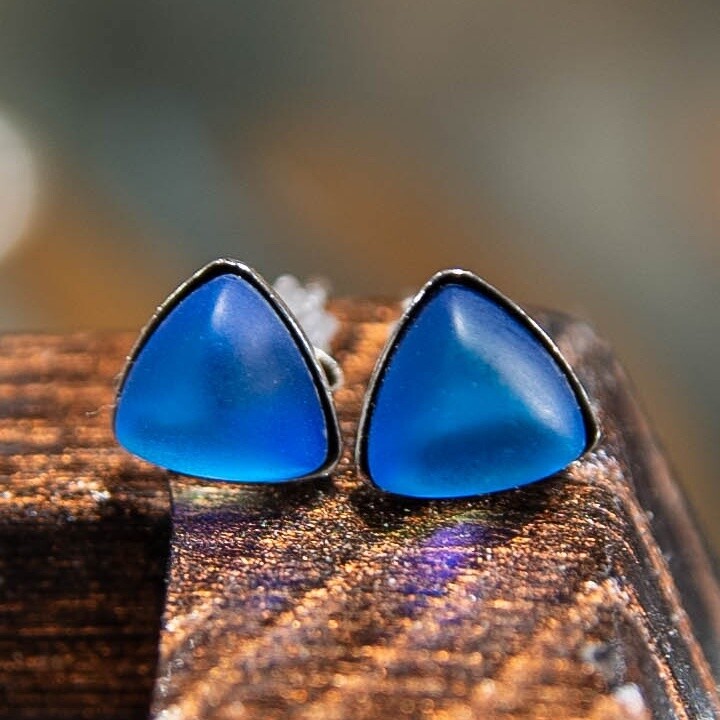 LeightWorks Triangle Stud Earrings (Frosted)