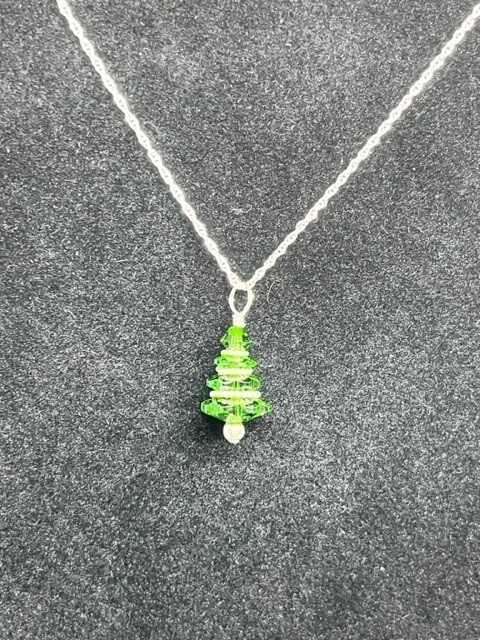 Snooty Neck Christmas Tree in Fern