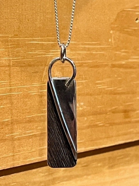 O&#39;Brien Neck Silver Rectangle