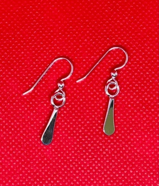 Reflections In Silver Ear Forged Tip