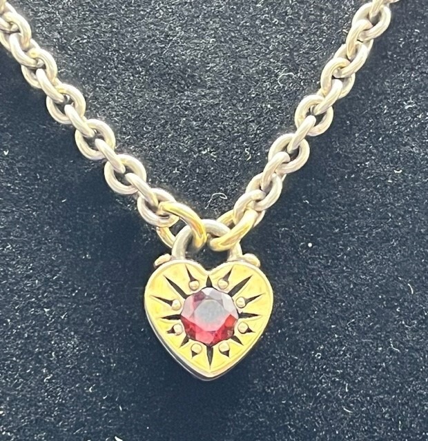 David &amp; Ronnie Neck Garnet Heart N-72