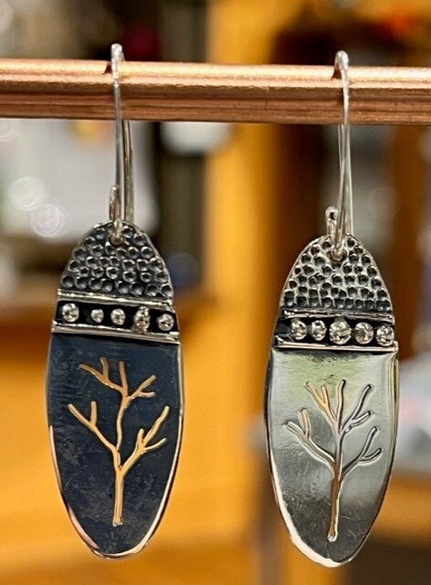Gonzales Ear Tree of Life E036