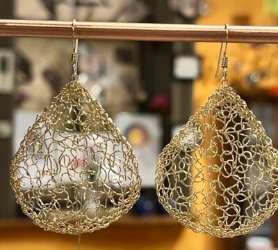 MetaLace Earrings Gold Large Pears