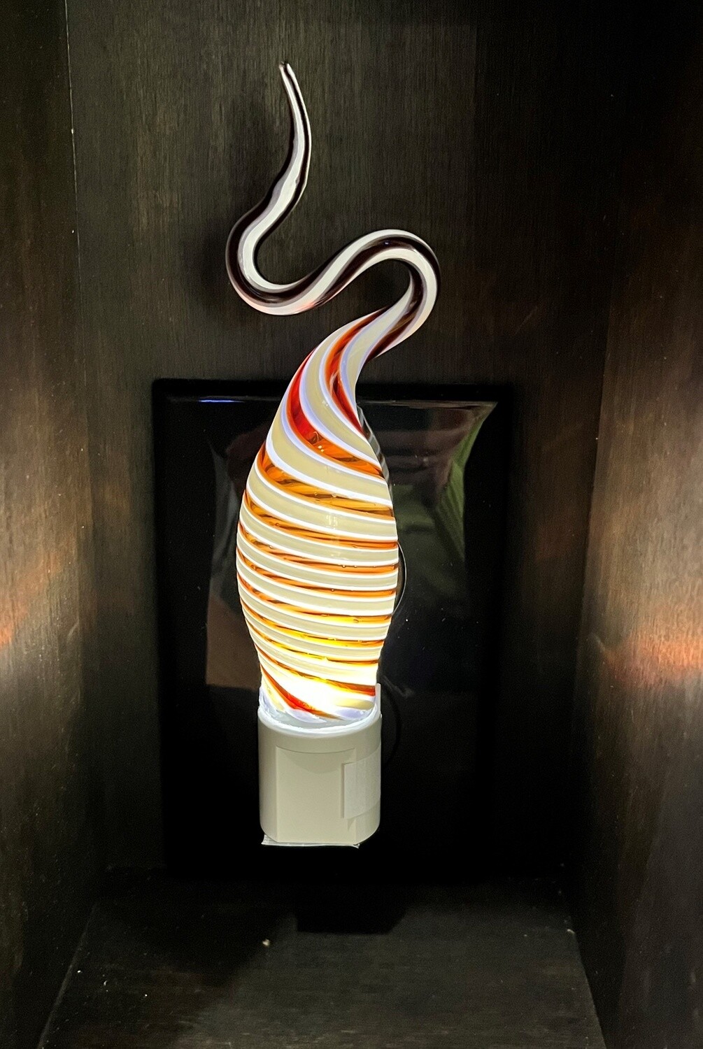 Probstein Glass Nightlight White/Red/Beige Twist Top