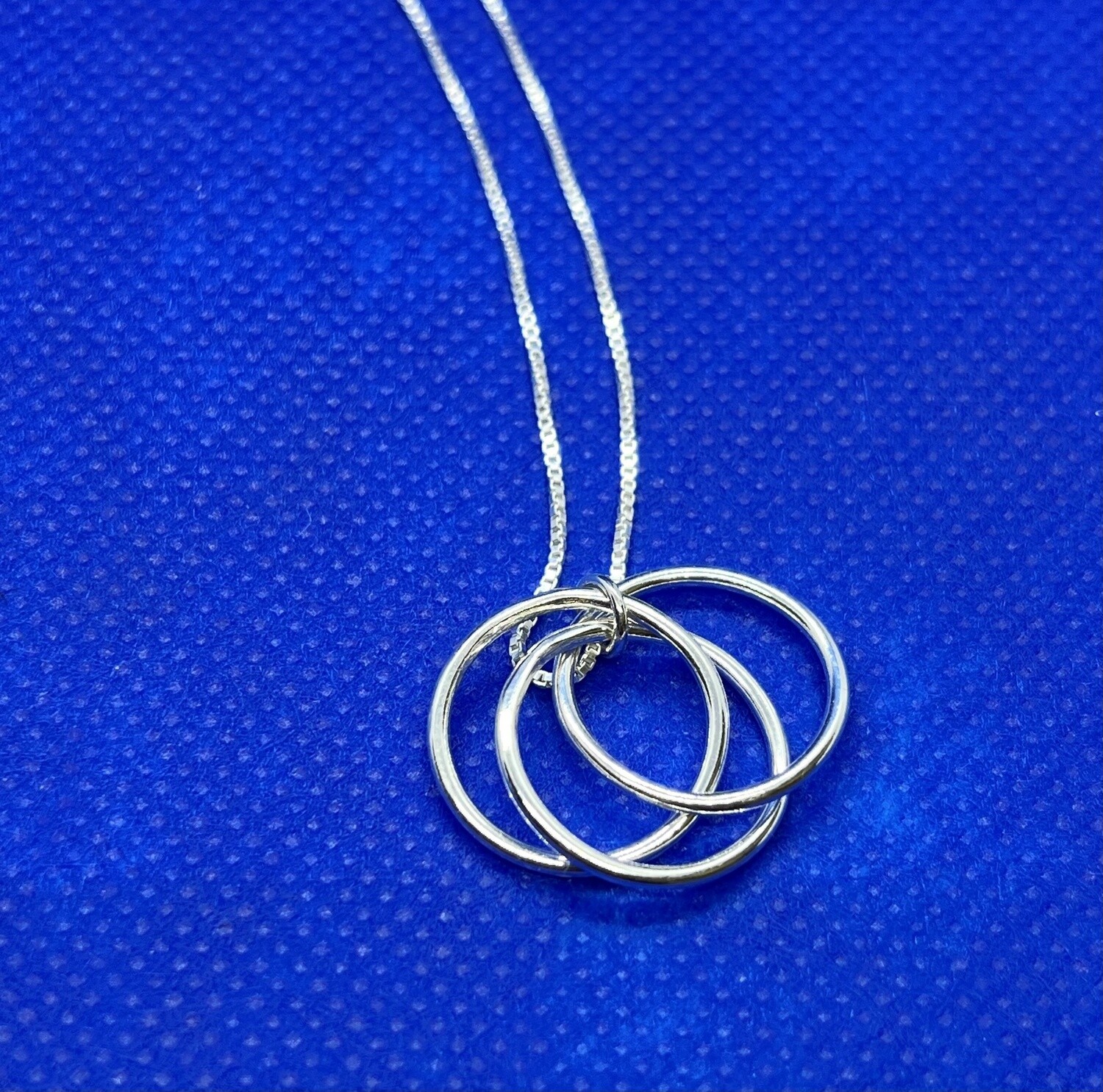 Sunshine on Water &quot;Decade&quot; Necklace