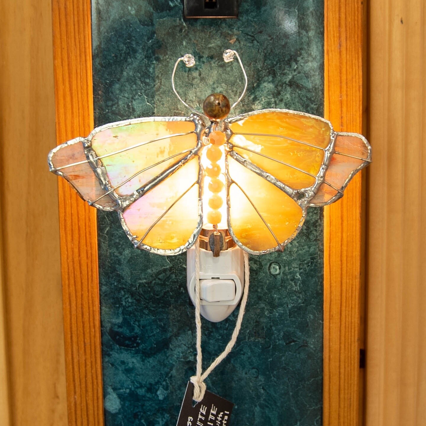 Horvath Butterfly Night Light, Color: Ivory