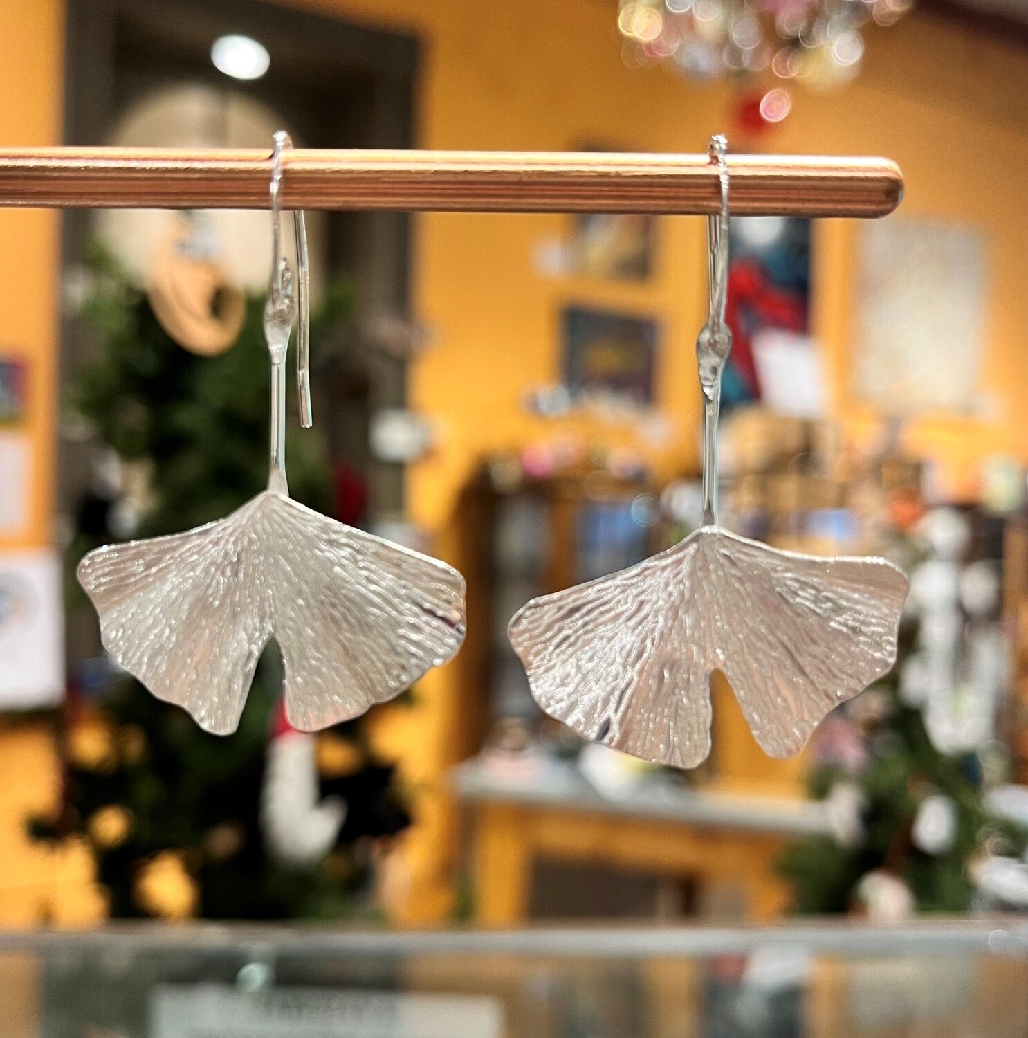 Gonzales Earrings Fans