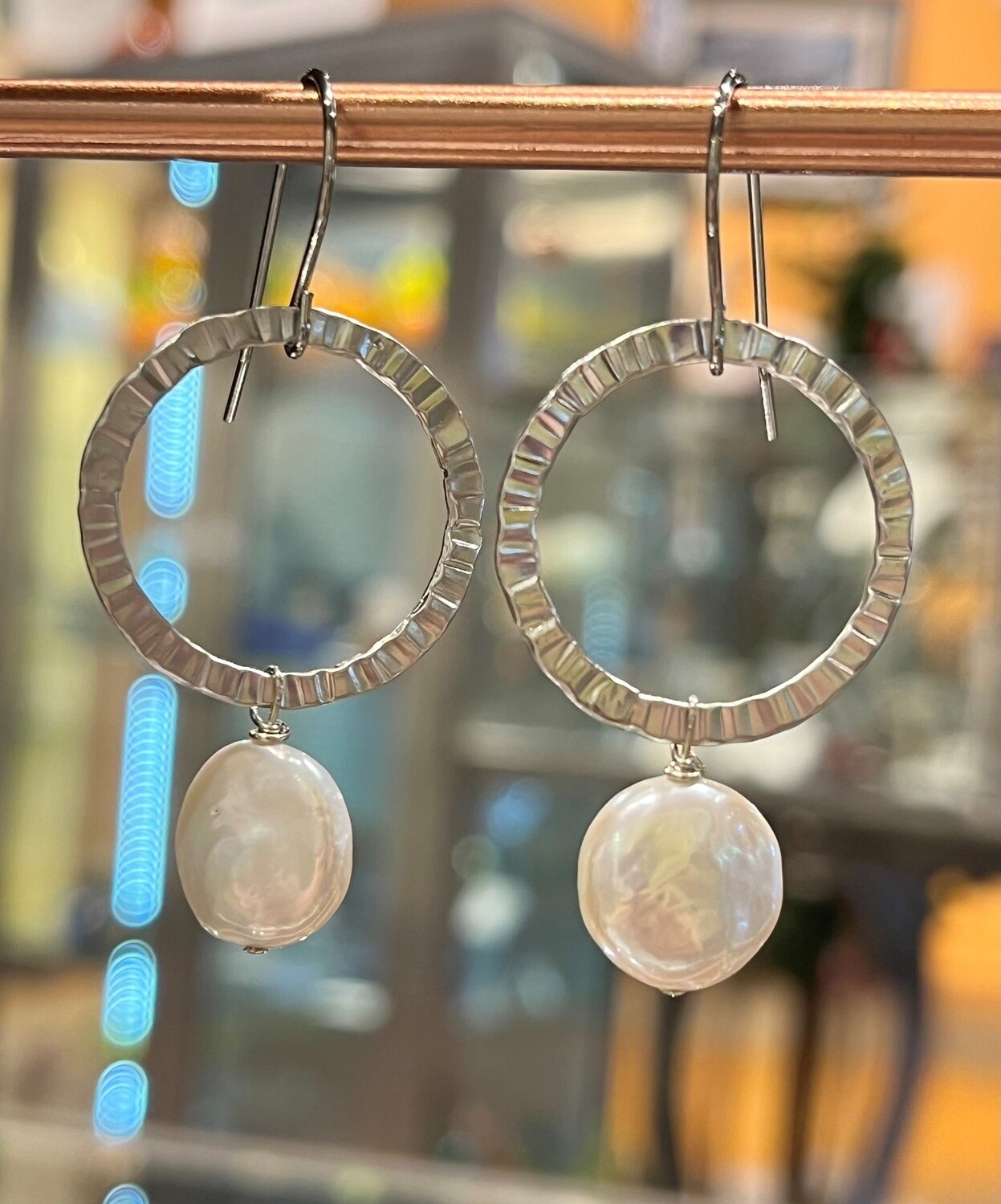 Tsay Earrings Pearl on Silver Circle