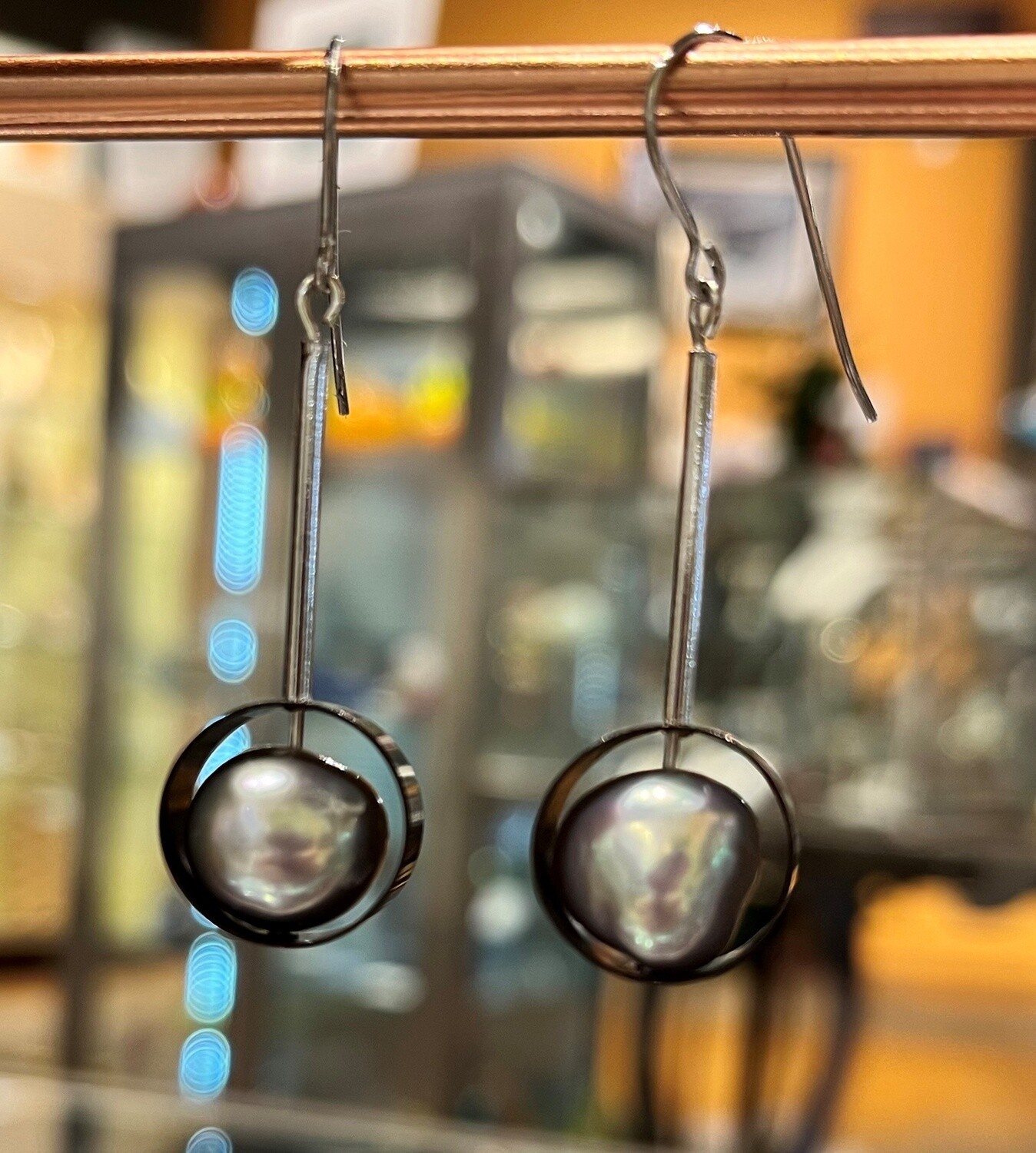 Tsay Earrings Gray Pearl in Black Circle