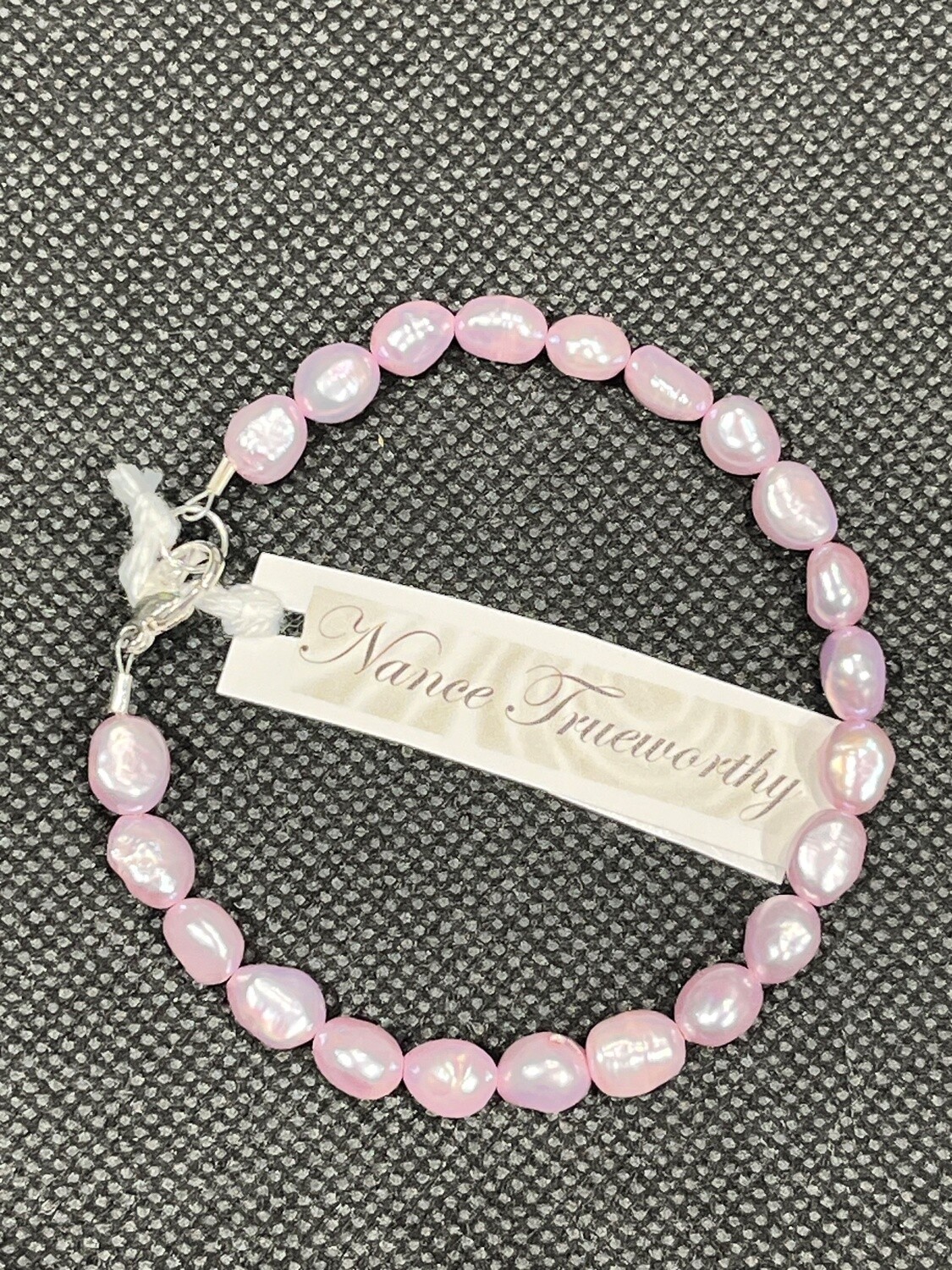 Trueworthy Bracelet Lavendar Pearl