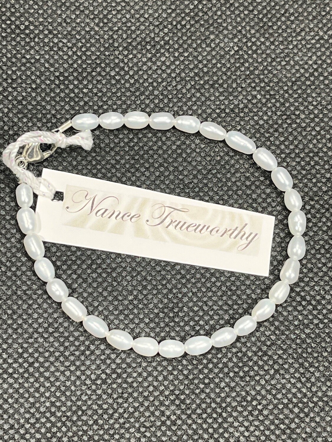 Trueworthy Bracelet White Pearl