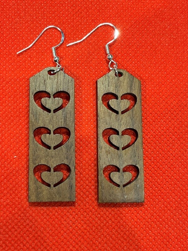 By Julius Earring Triple Hearts Dark Short