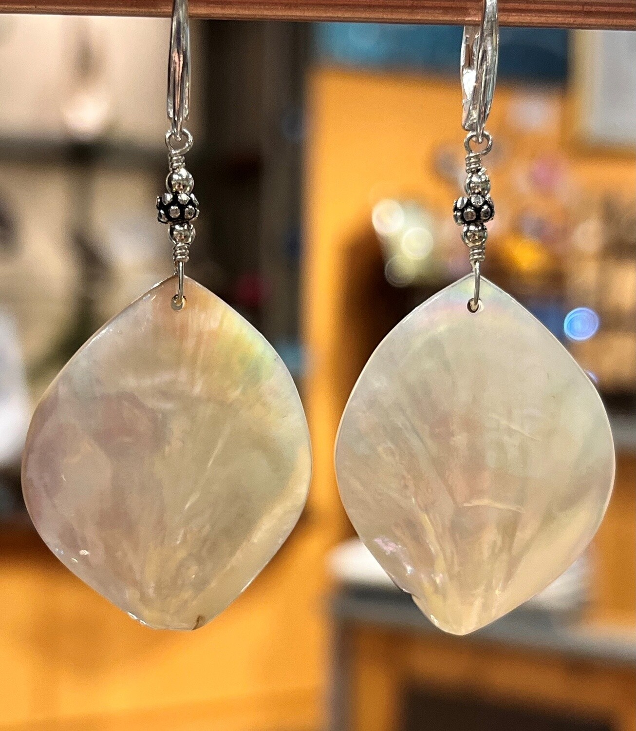 Estancia Earrings Mother of Pearl Shell