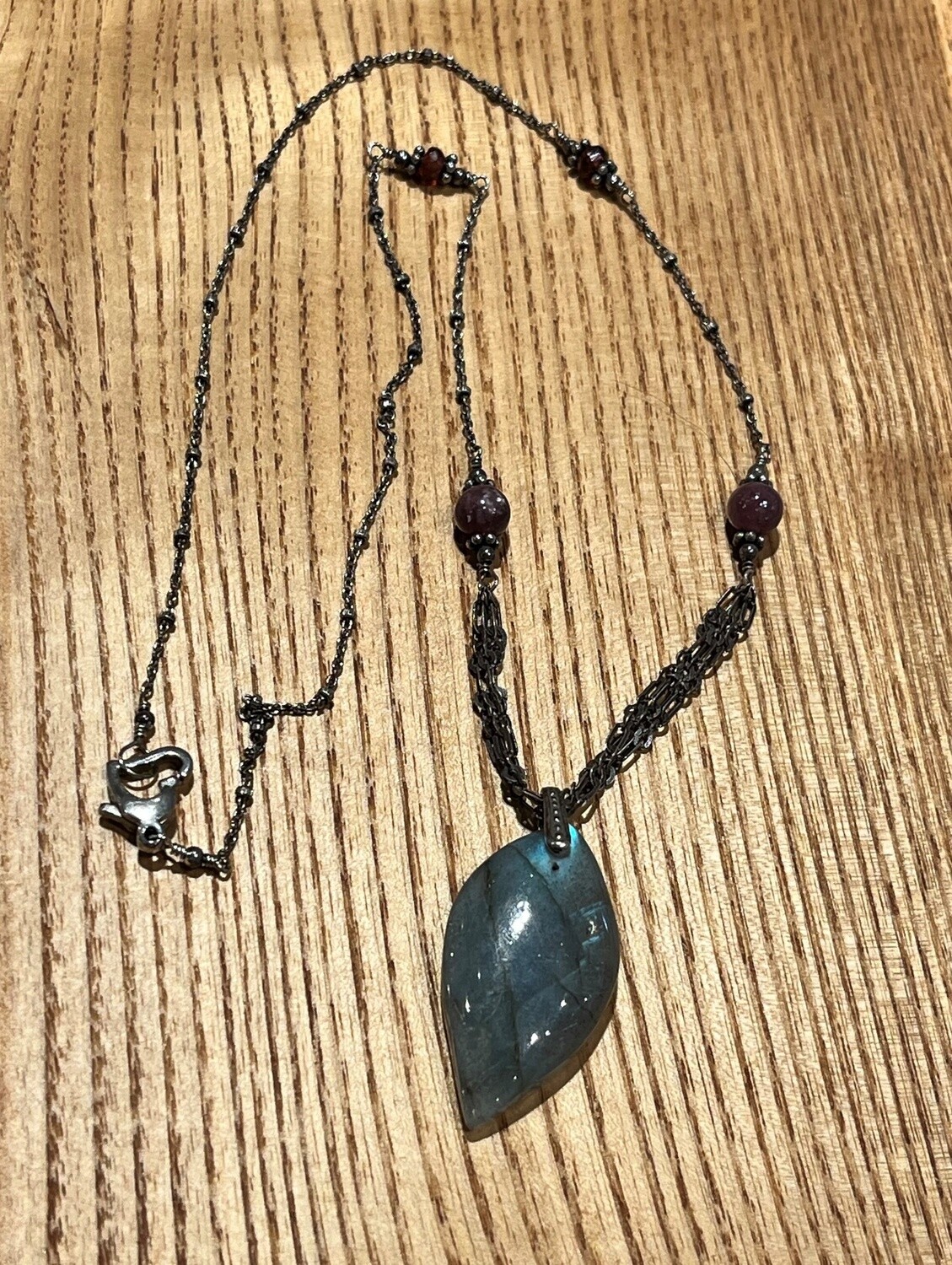 Estancia Necklace Labradorite and Lepidolite beads