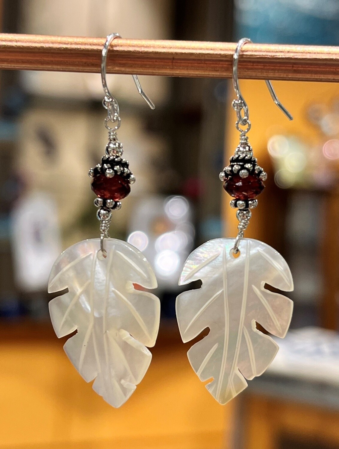 Estancia Earrings Mother of Pearl Leaves w/Garnet