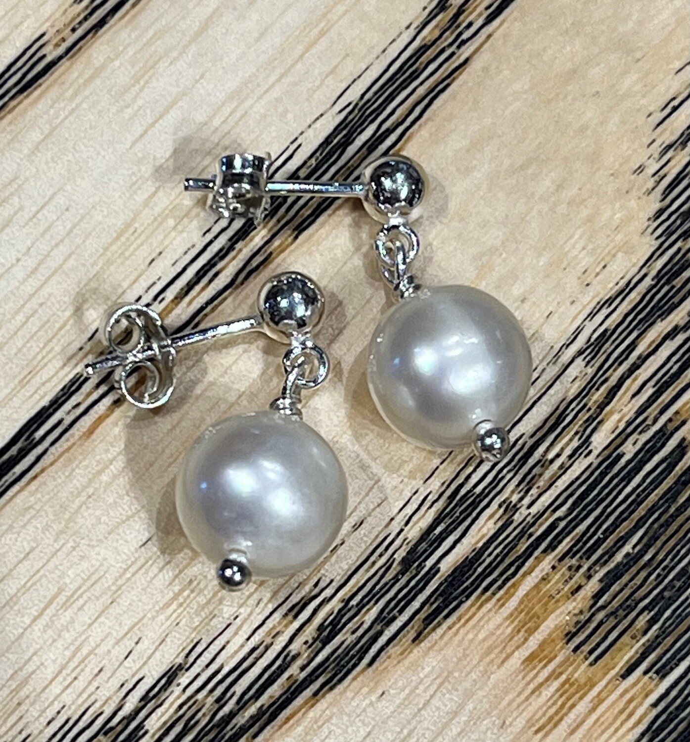 Demitre Post Earrings Single Pearl