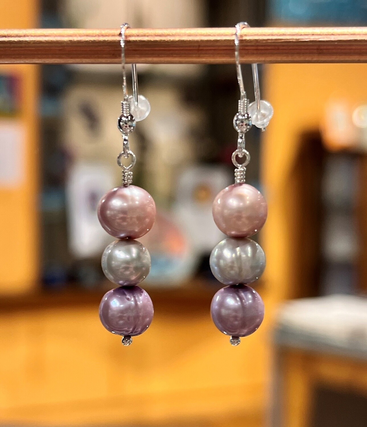 Demitre Earring Stacked Pearls Pink and Gray
