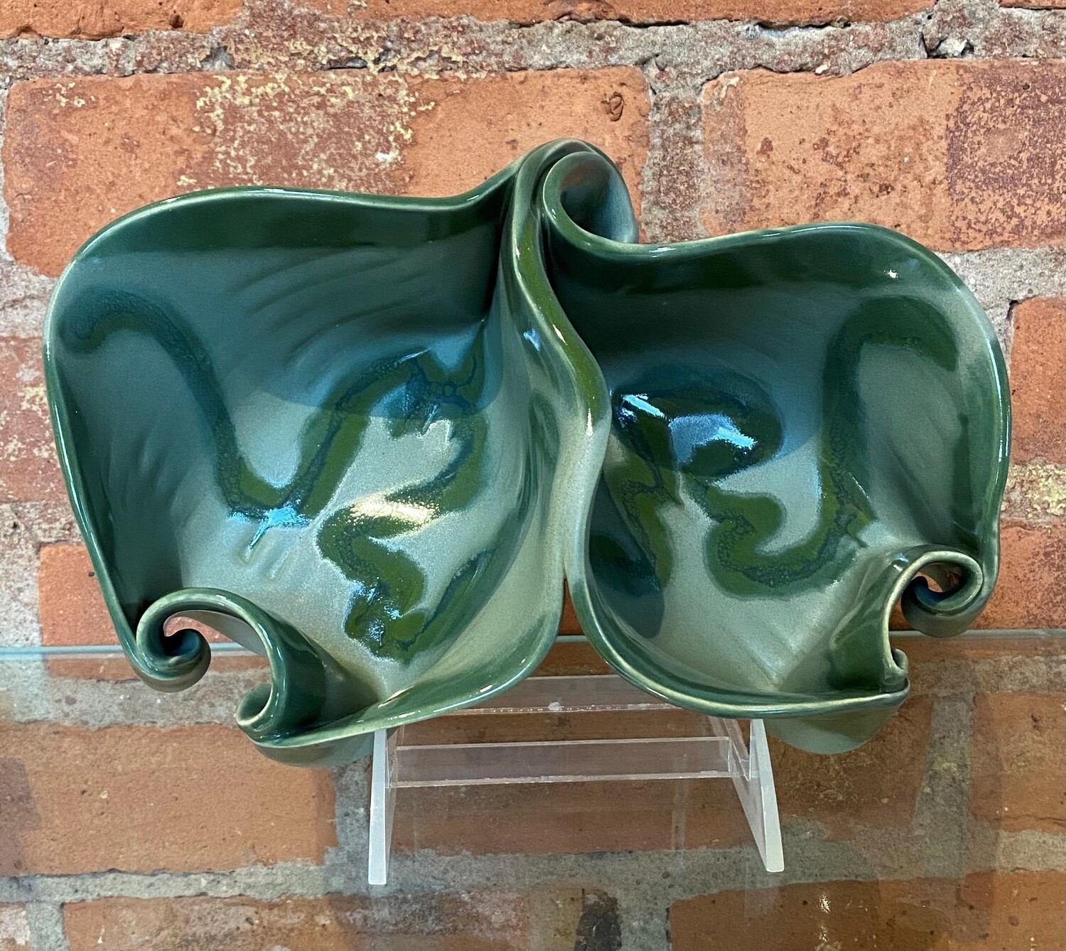 Hilborn Pistashio Dish Green