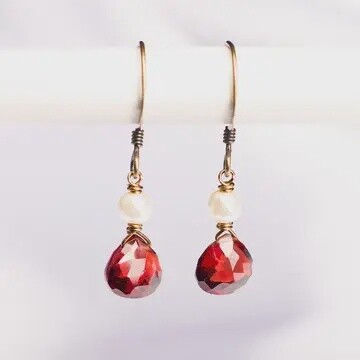 Edgy Petal Earring Garnet and Dainty Pearl