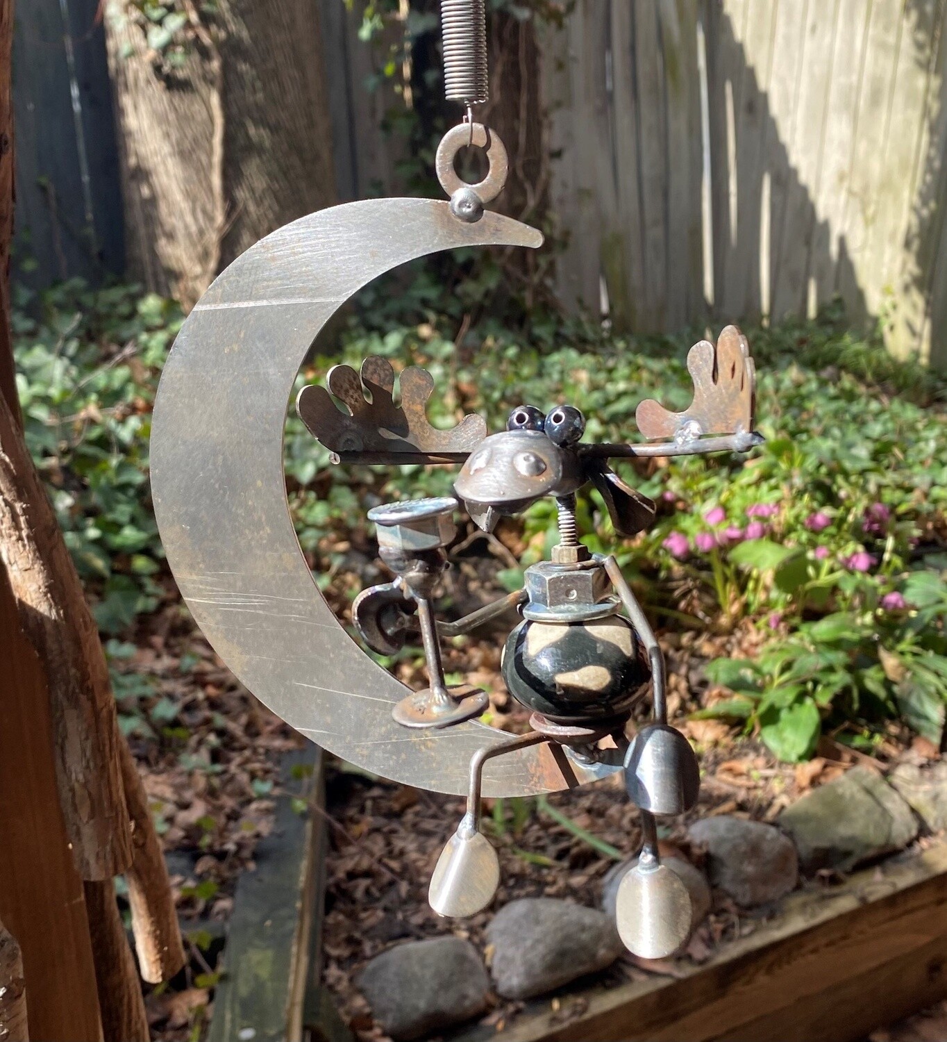 Yardbirds Moose on Moon Toasting Spring