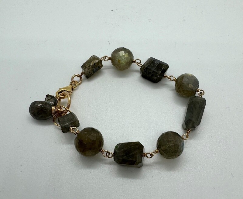 Robb Bracelet Rosary Style Labradorite