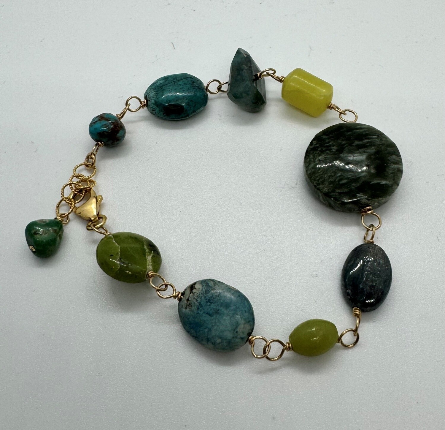 Robb Bracelet Mixed Green/Blue Gems