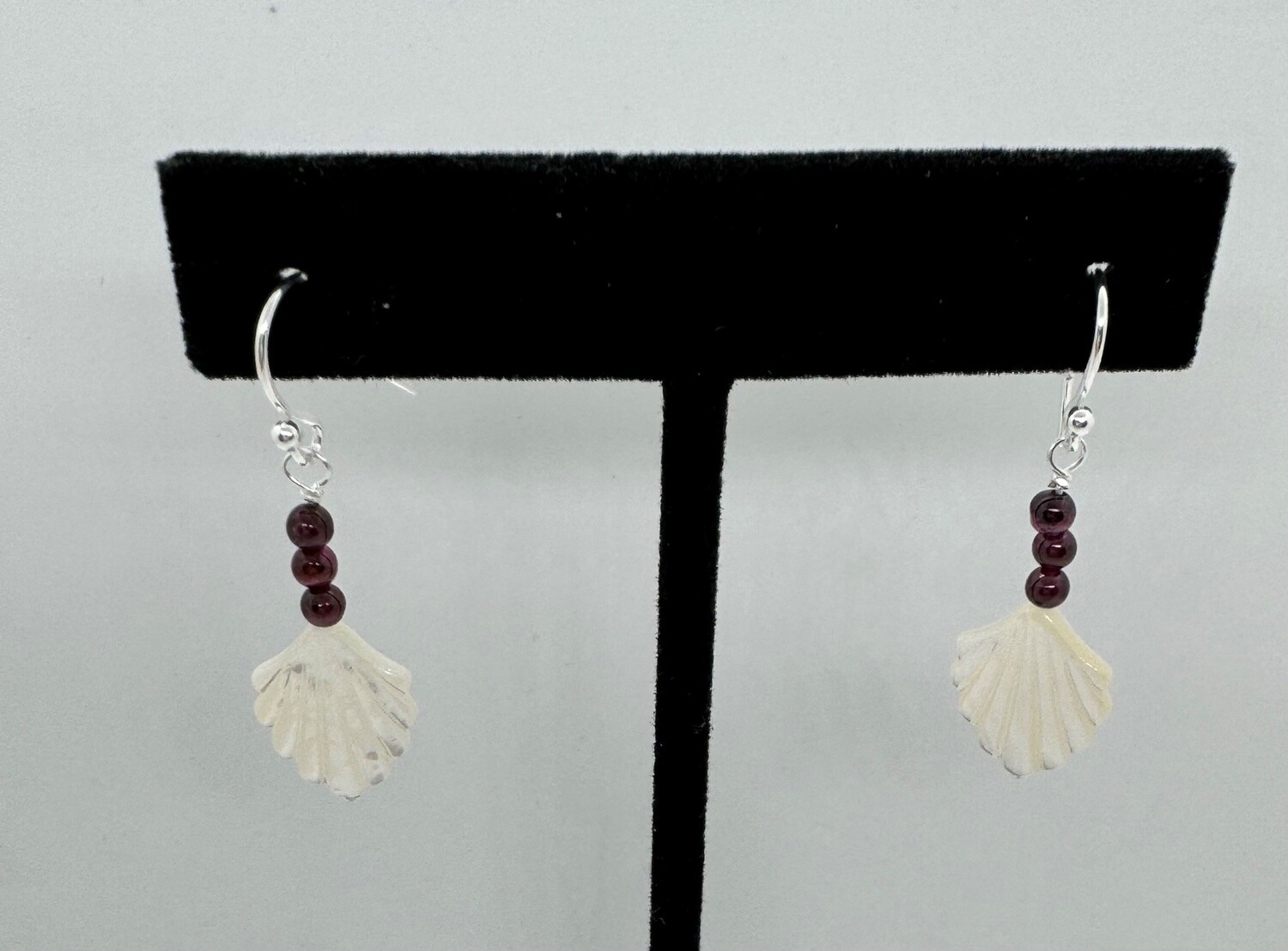 Trueworthy Earrings Mother of Pearl Shells with Garnets