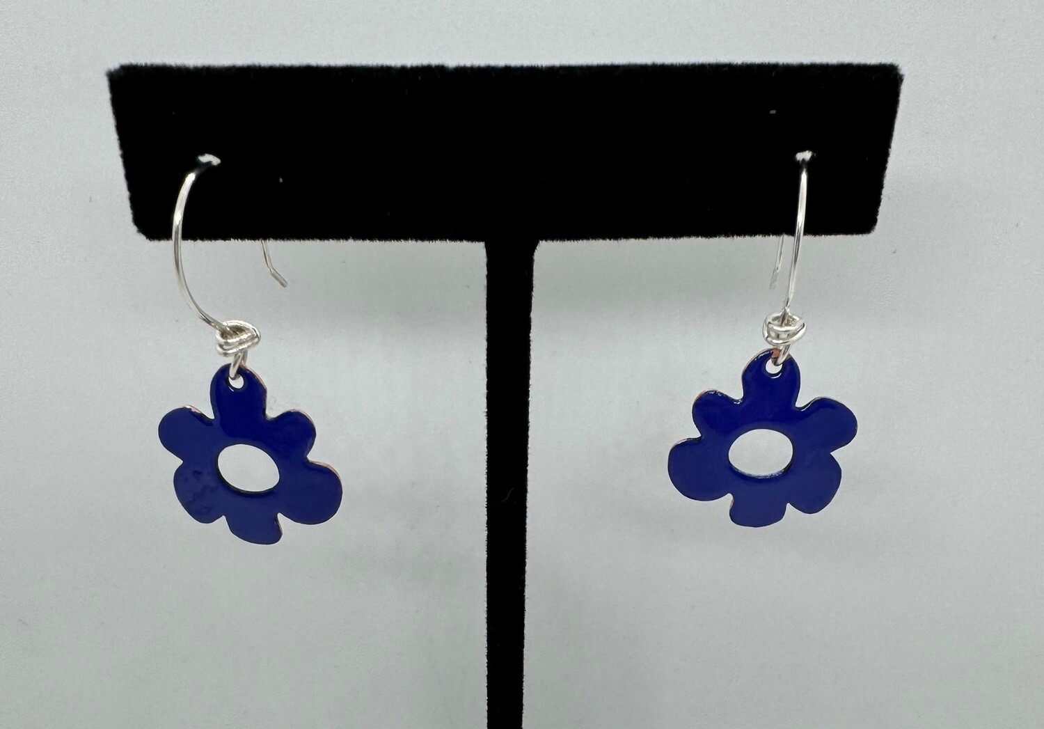 DiCesare Ear Mini Blue Flowers
