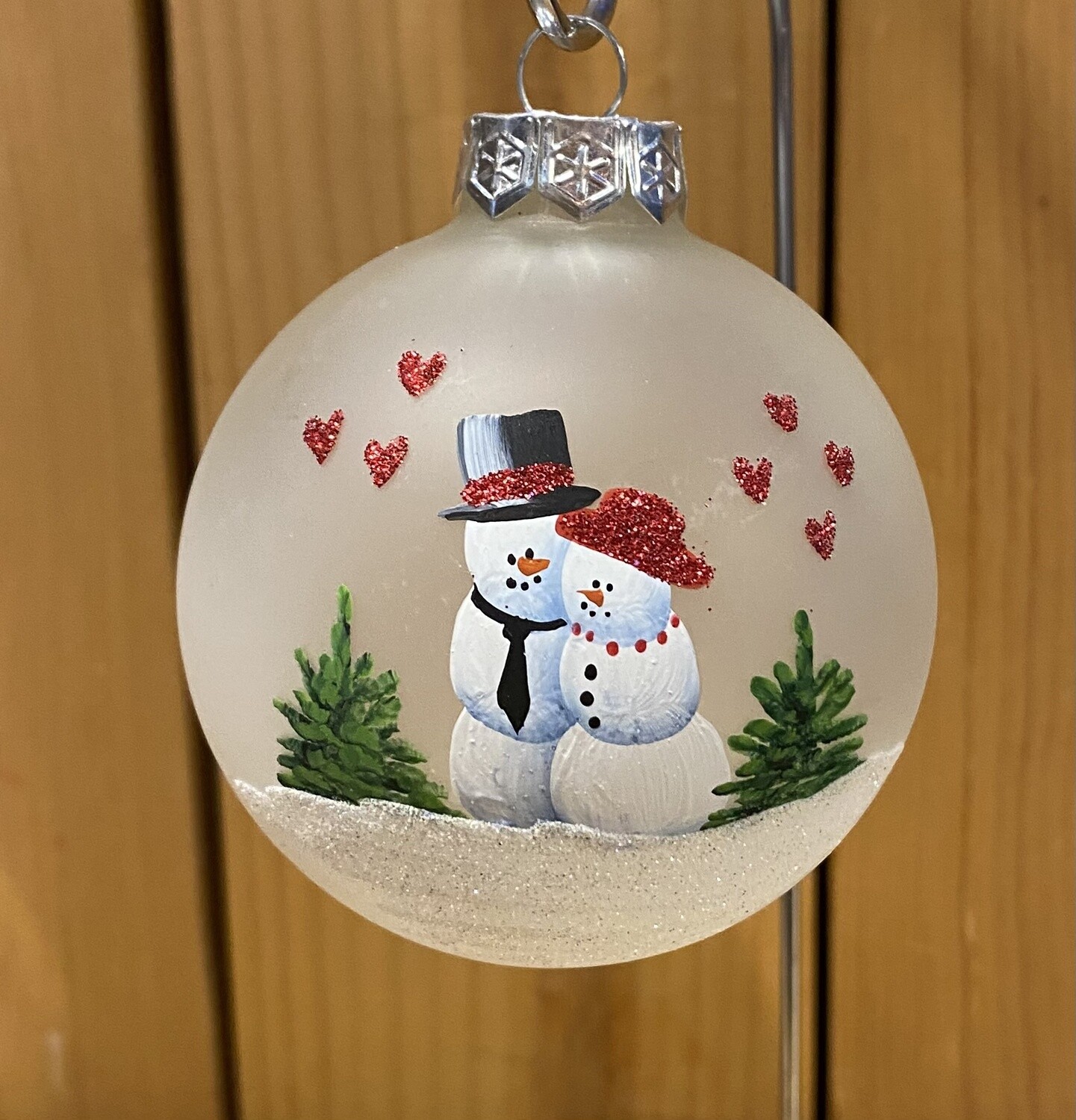 Hamilton Ornament Couple w/Red Hearts