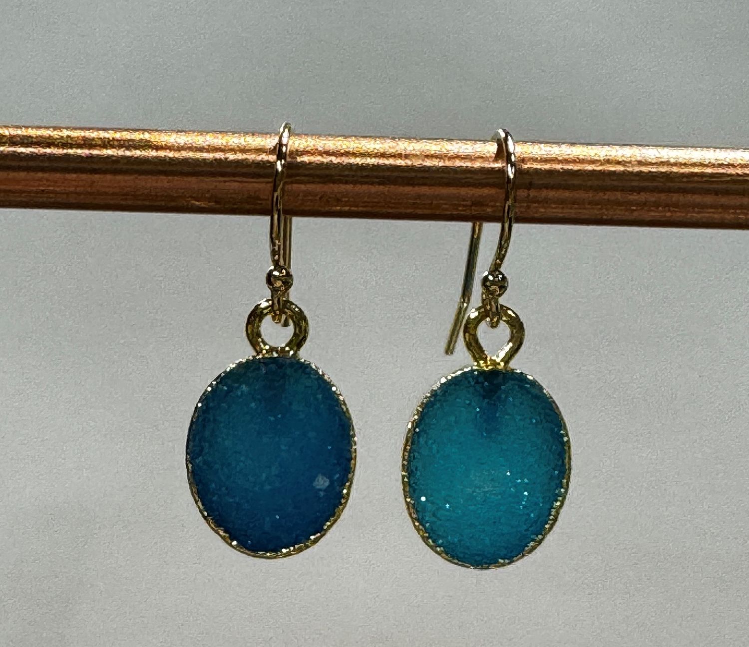 Trueworthy Earrings Oval Blue Druzy
