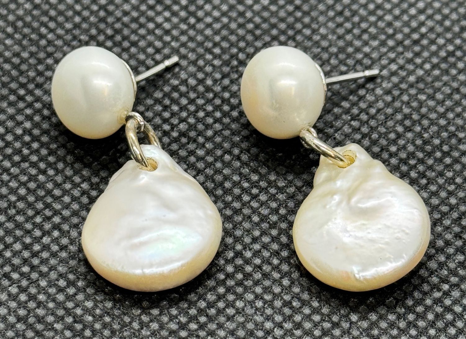 Greenhood Earrings White Pearl