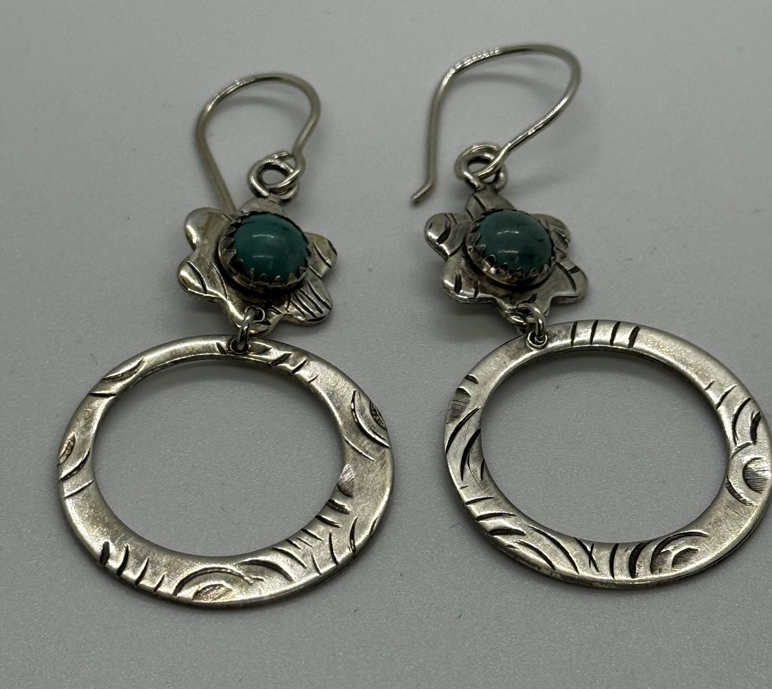 Mountain View Earrings Turquoise Flower/Hoop