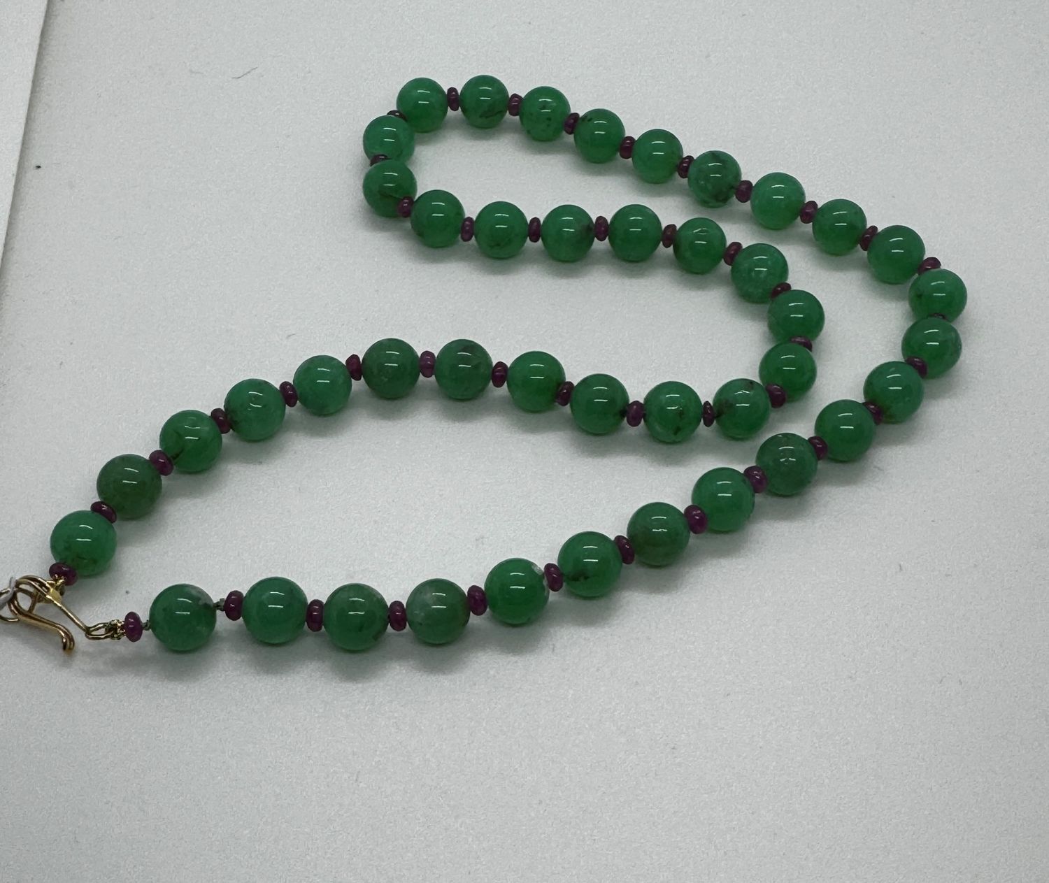 Greenhood Necklace Round Chrysophrase and Small Ruby
