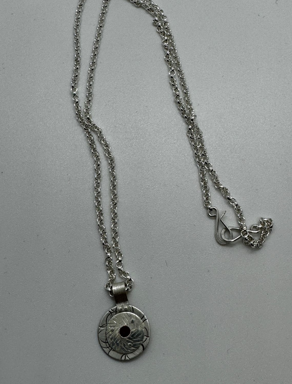 Bent Metal Necklace Garnet in Circles