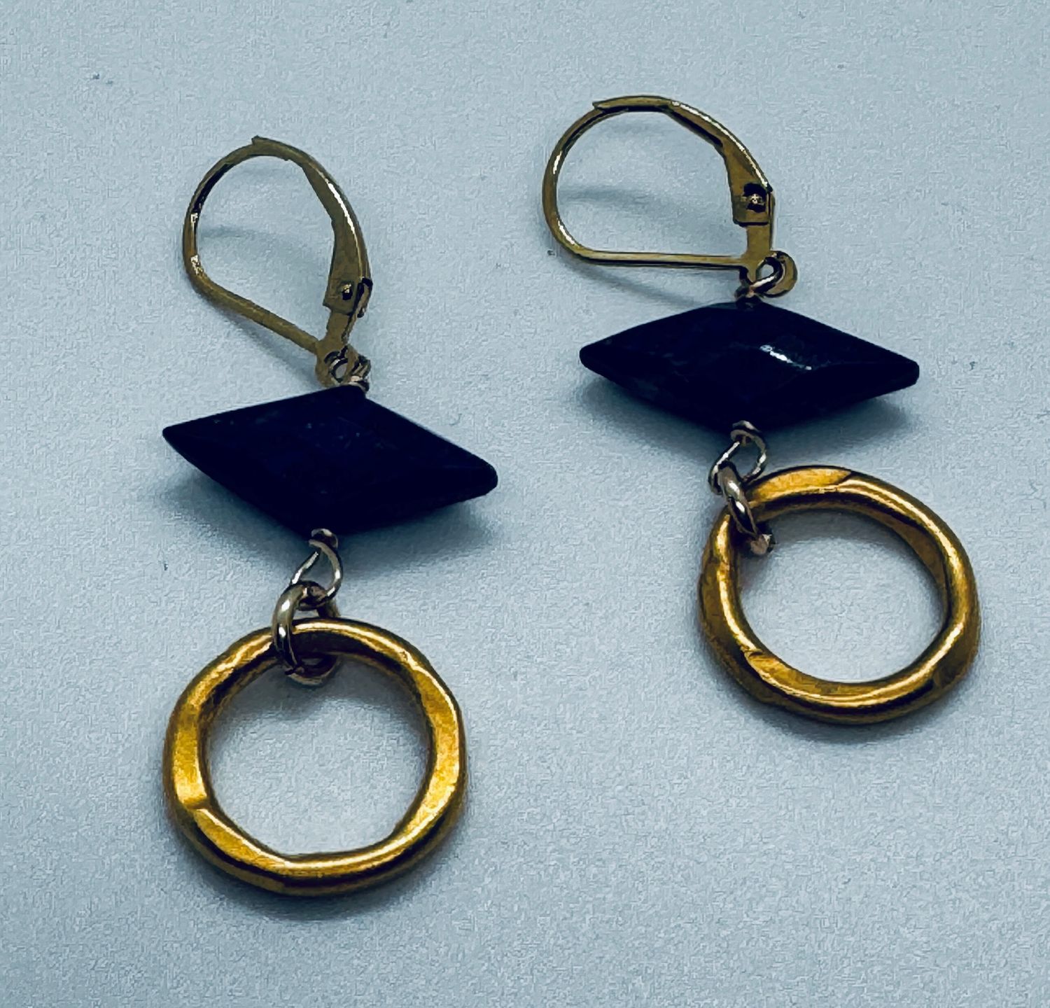 Robb Earring Lapis W/Gold Ring